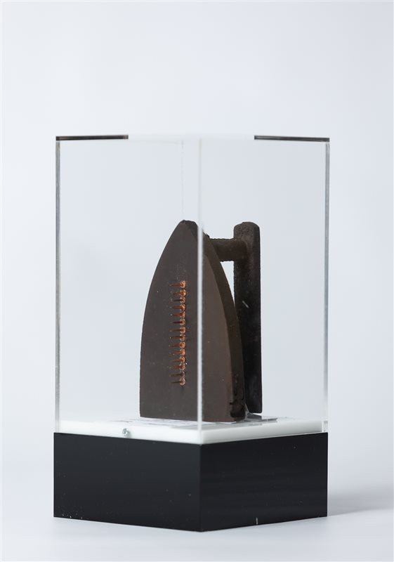 MAN RAY Cadeau, 1921/1974