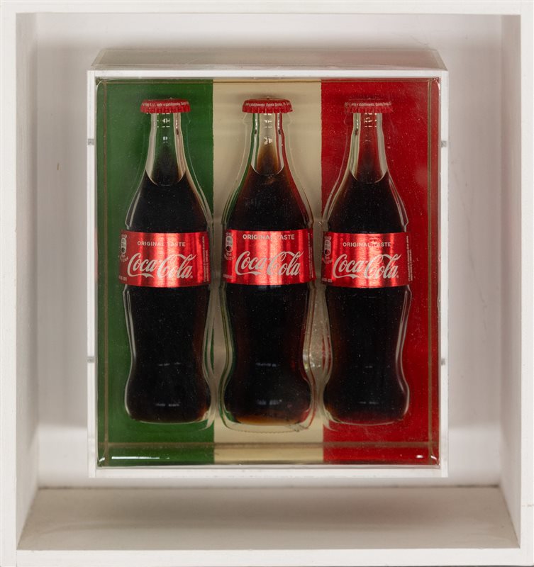 GIORGIO GOST Bibite con resina, capsula del tempo, 2021