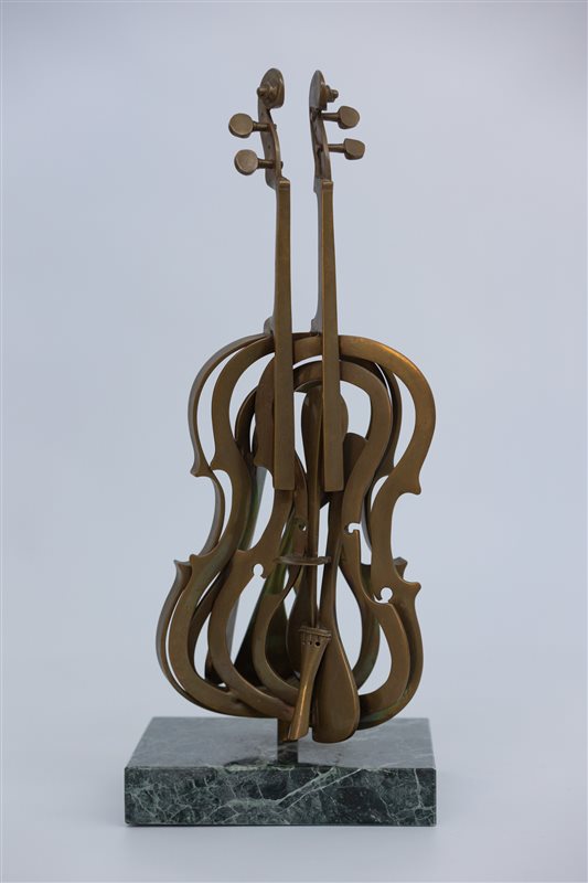 ARMAN FERNANDEZ Violino