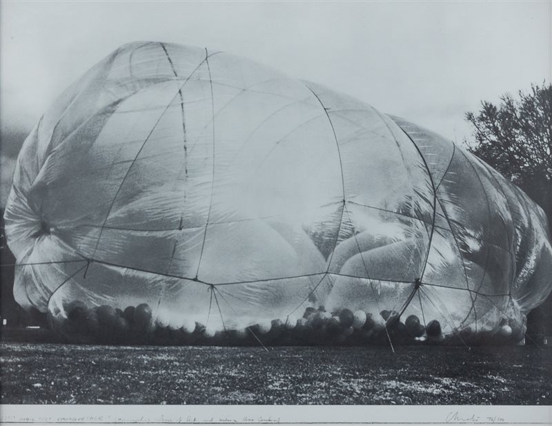 CHRISTO 42,390 Cubic feet empaquetage, 1968
